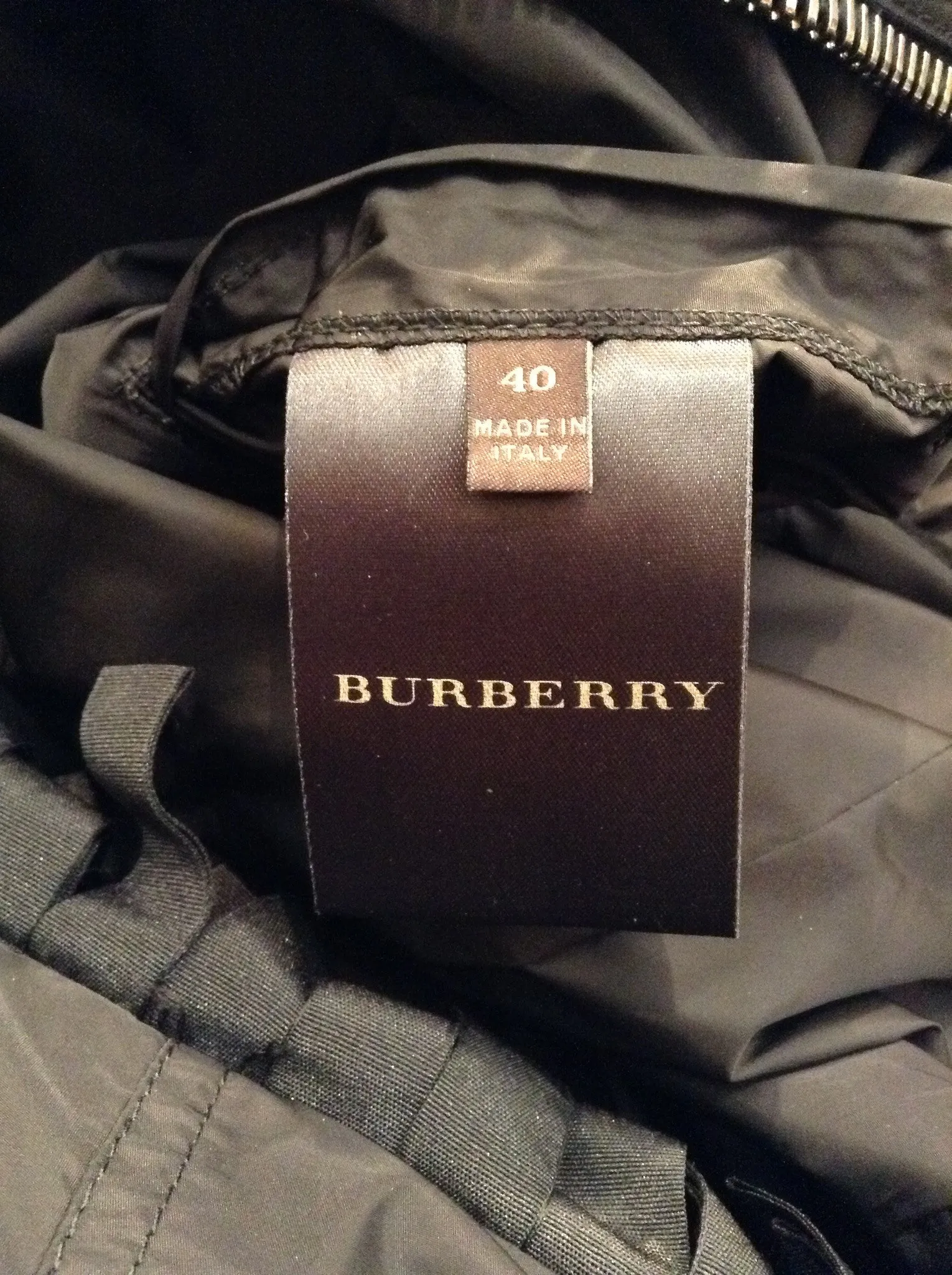 Burberry - As Seen on the 2007 Runway Collection, Black Zip Up Coat - IT 40