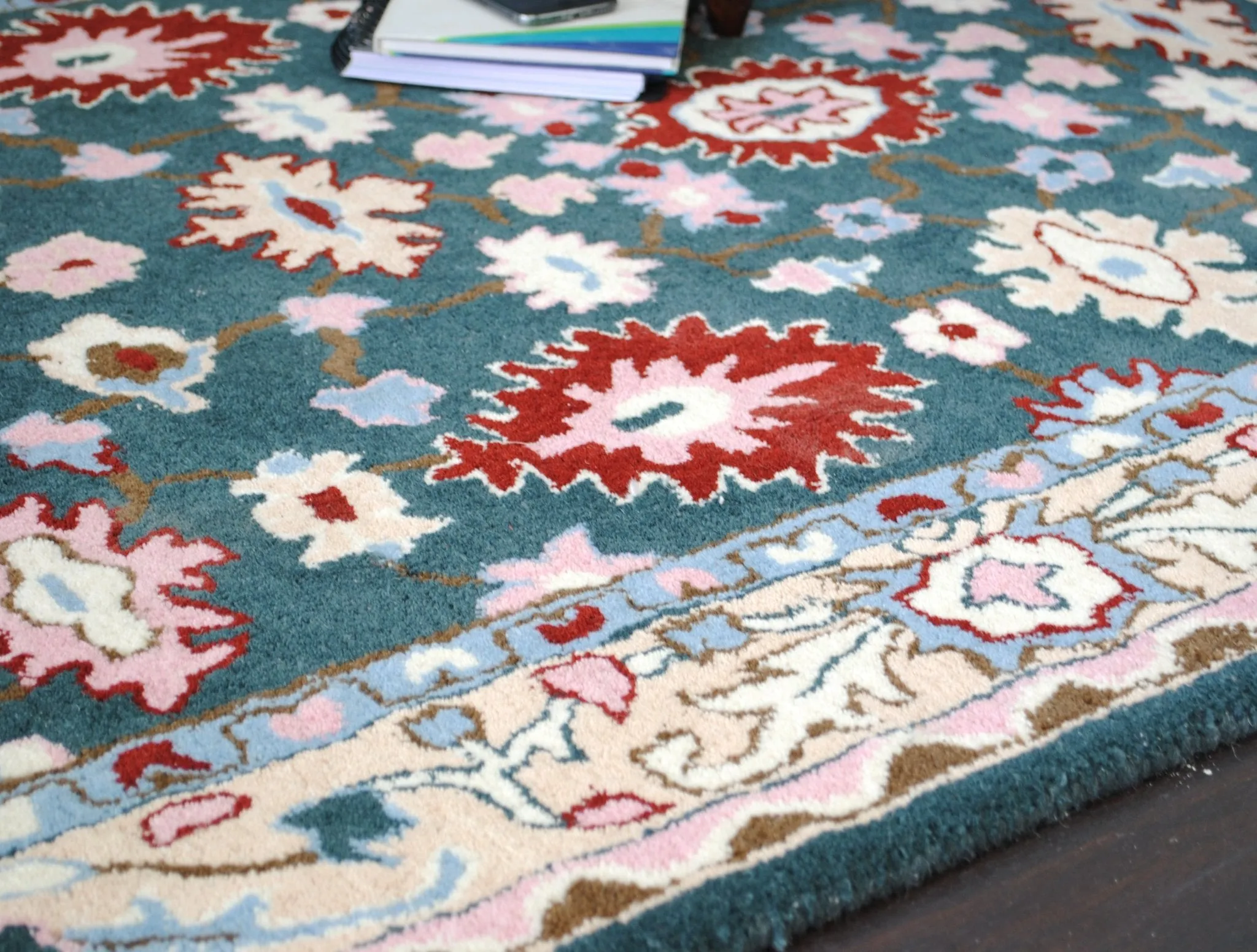 CARLOS  HANDTUFTED WOOL CARPET