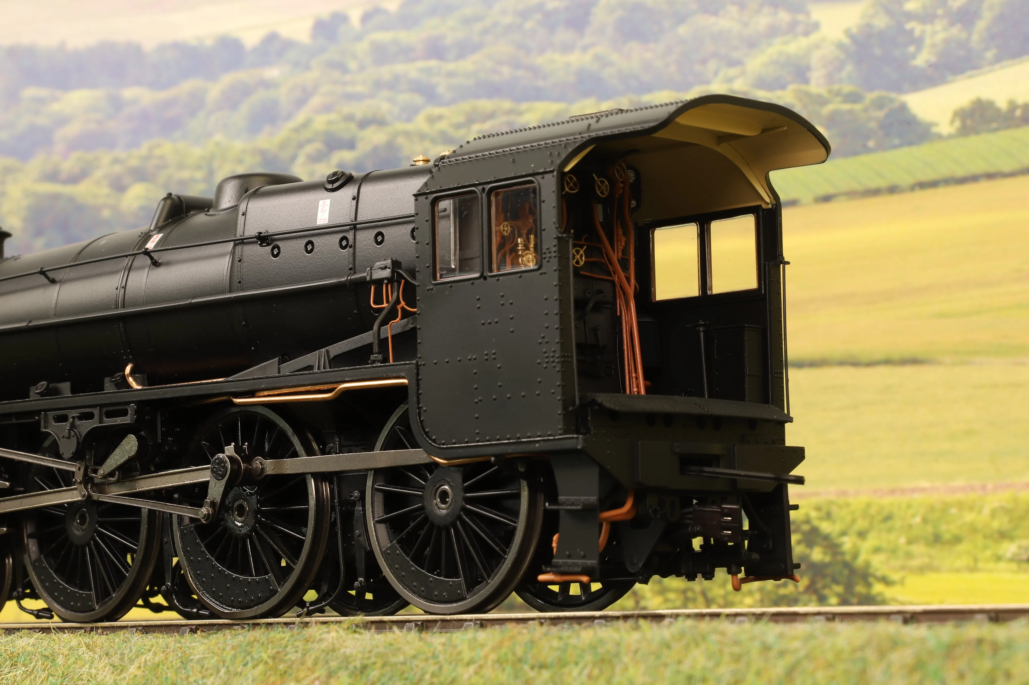 Ellis Clark Trains E1007U O Gauge Stanier Class 5 4-6-0 "Black 5", Plain BR Black, 'Un-numbered', Welded Tender