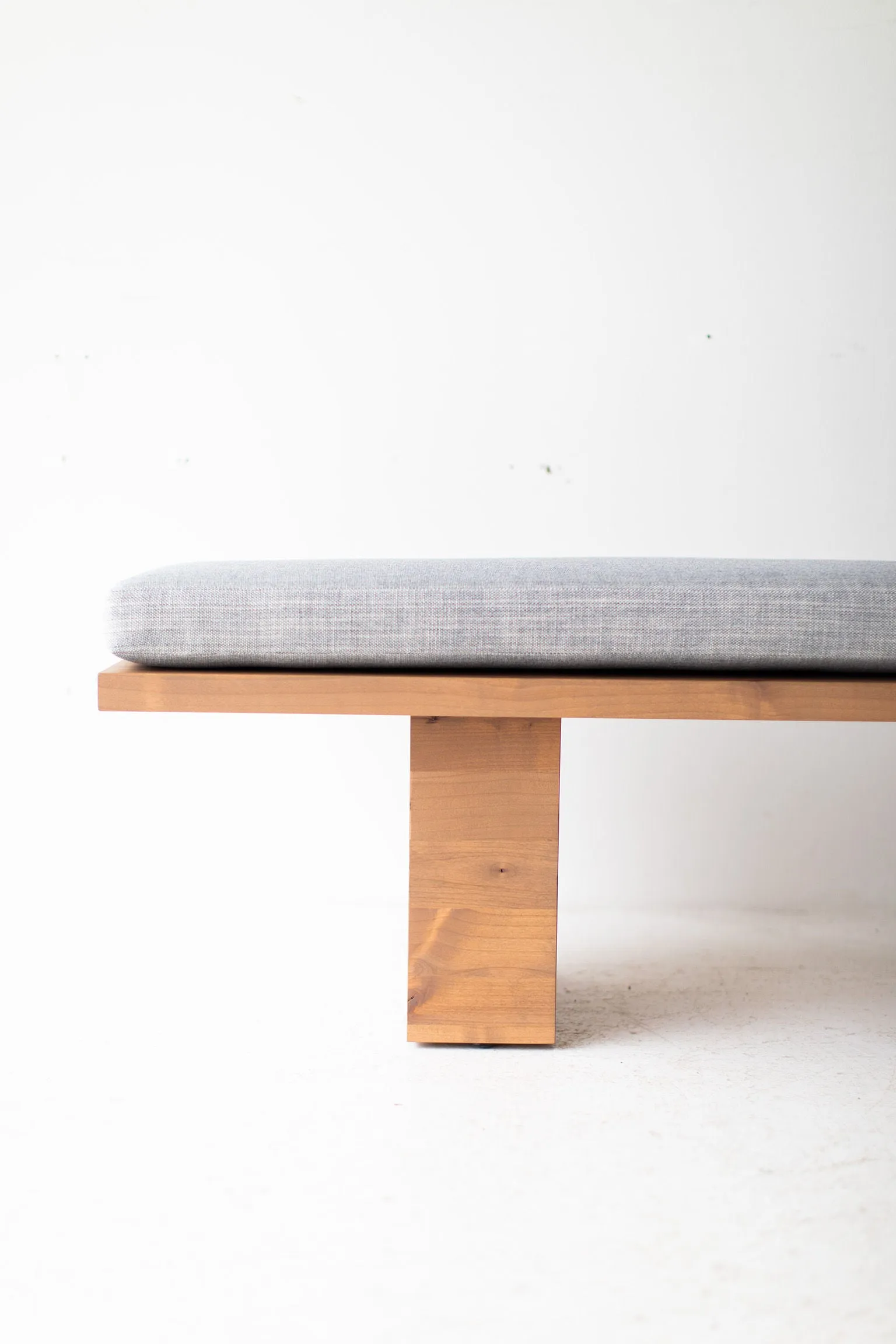 Suelo Modern Bench - 1821